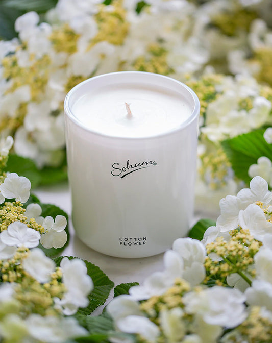 Sohum Signature Candle Cotton Flower