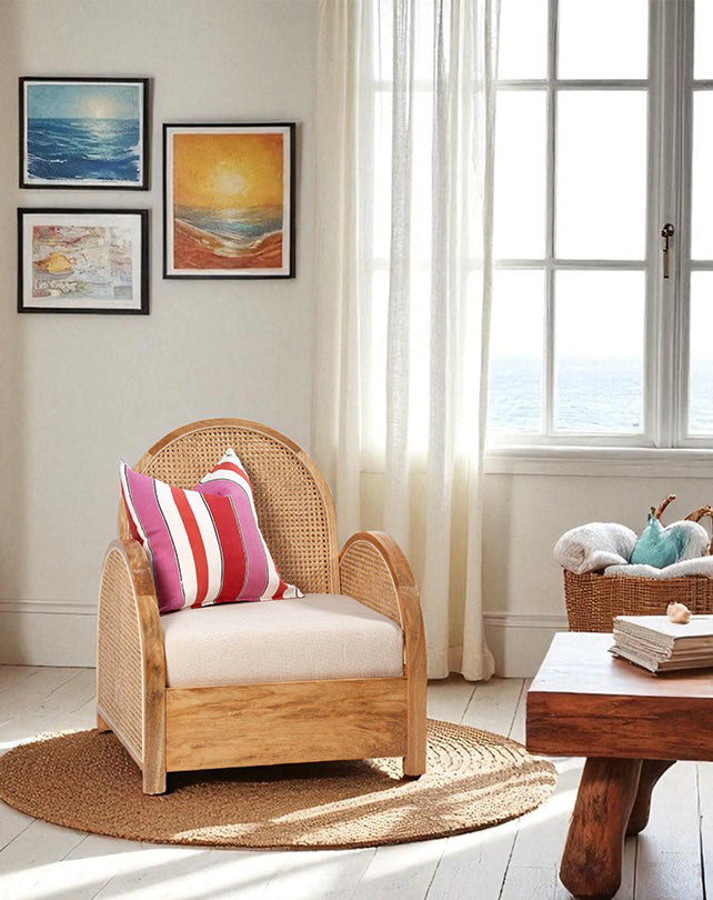 Pia Chair