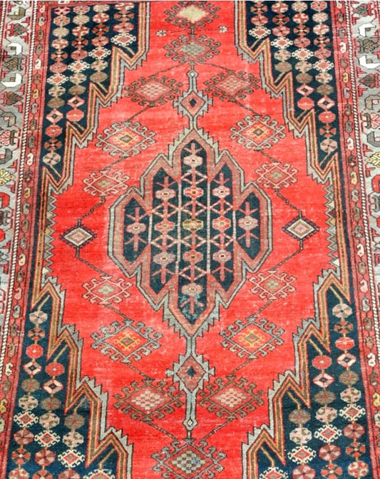 Medallion Rug 190x124cm - Rugs - Republic Home