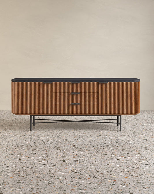 Genova Entertainment Unit